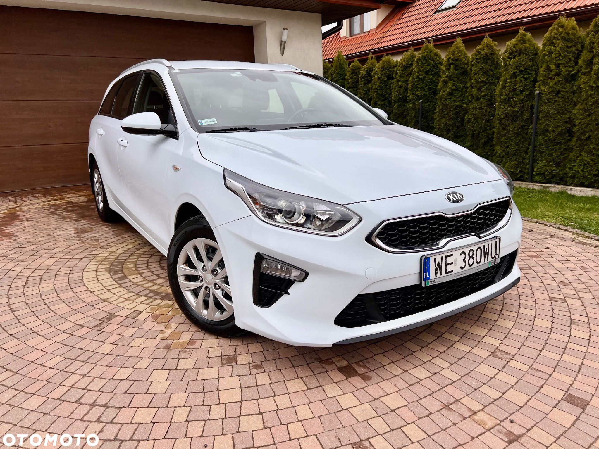 Kia Ceed 1.6 CRDi SCR M - 15