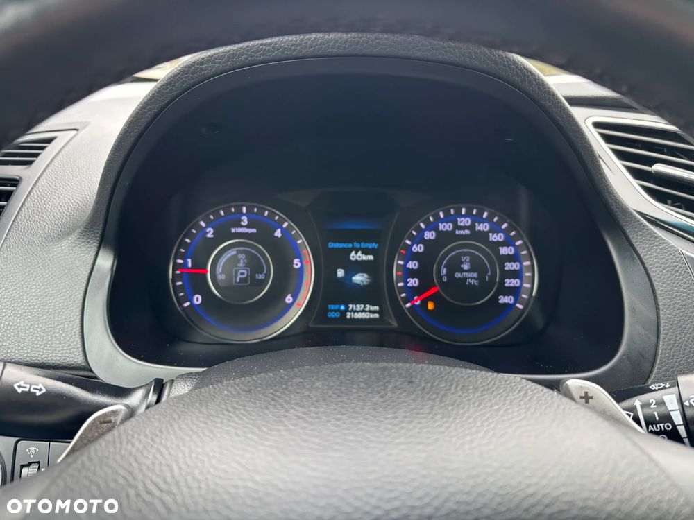 Hyundai i40 1.7 CRDi Automatik Premium - 25