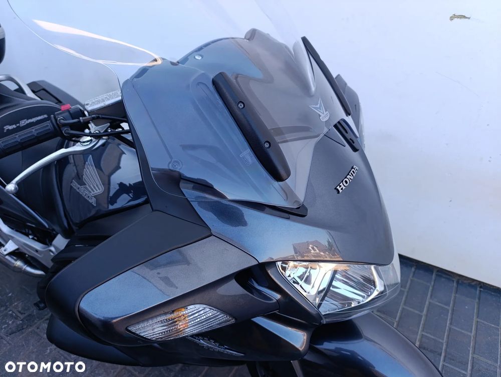Honda ST - 34