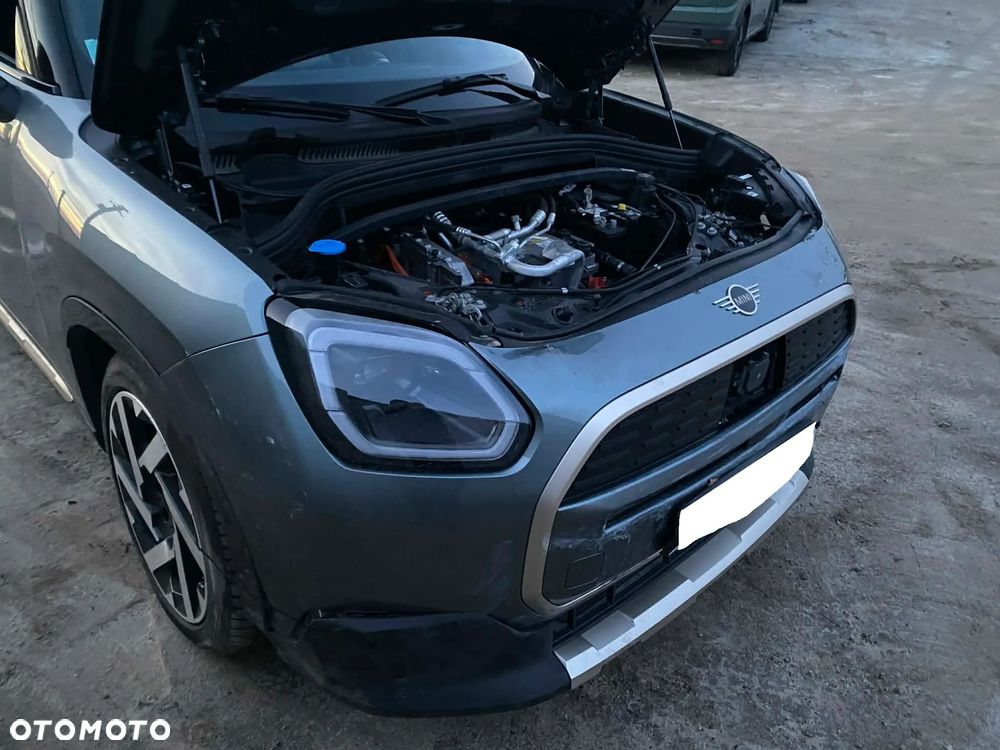 MINI Countryman E Essential Trim - 22