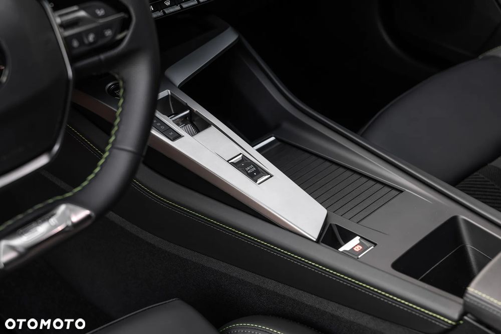 Peugeot 408 1.2 PureTech mHEV GT Exclusive S&S e-DCS6 - 30
