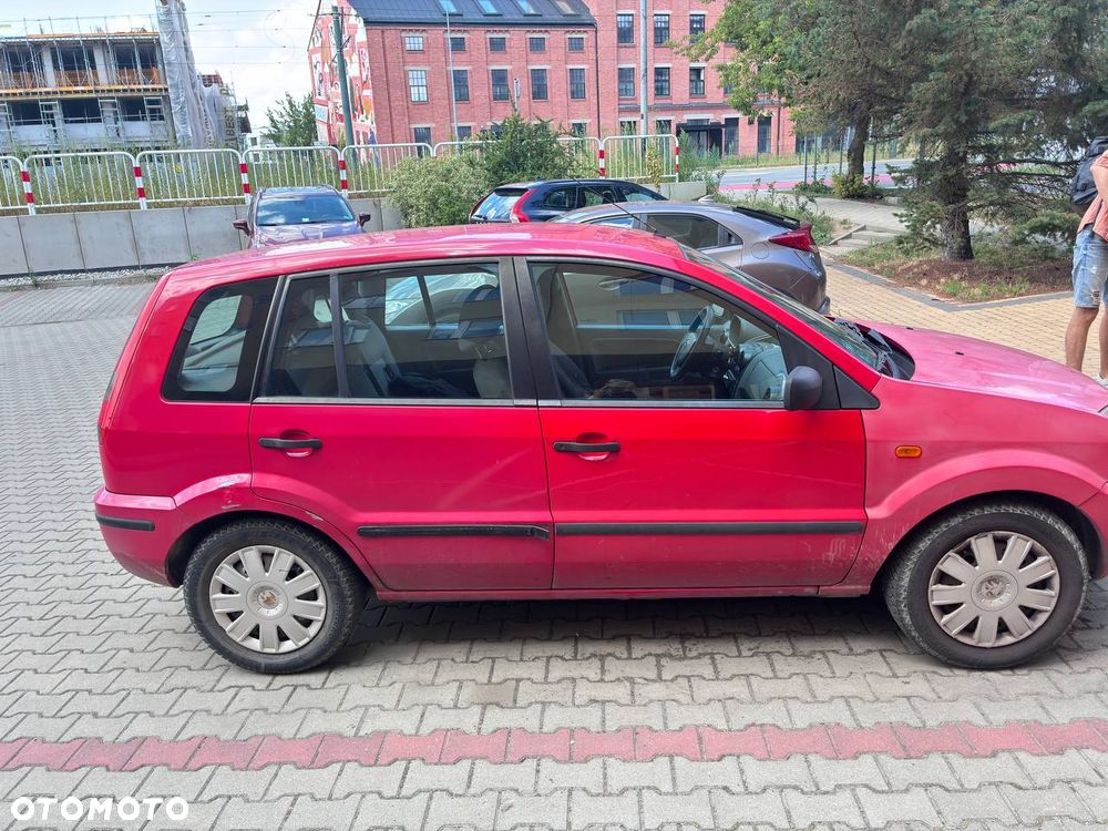 Ford Fusion 1.4 Ambiente - 2