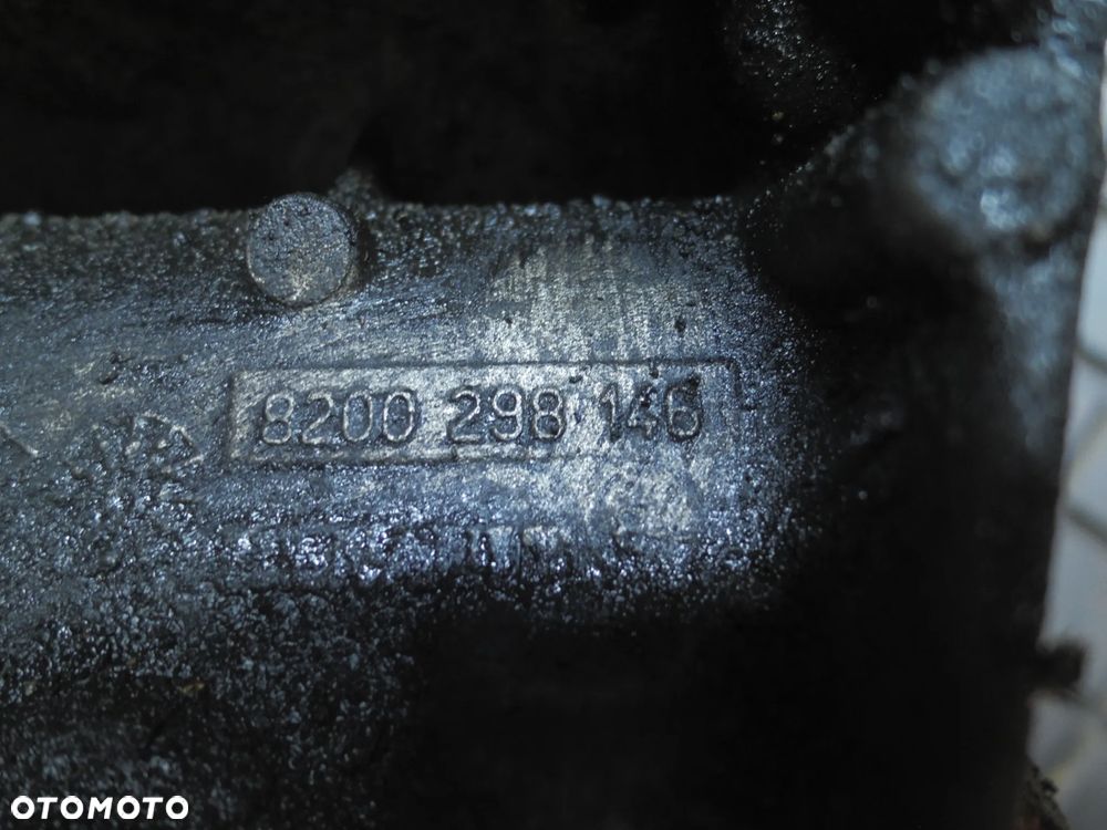 Łapa Silnika 8200298146 1,9 dci Laguna 2 Renault - 4