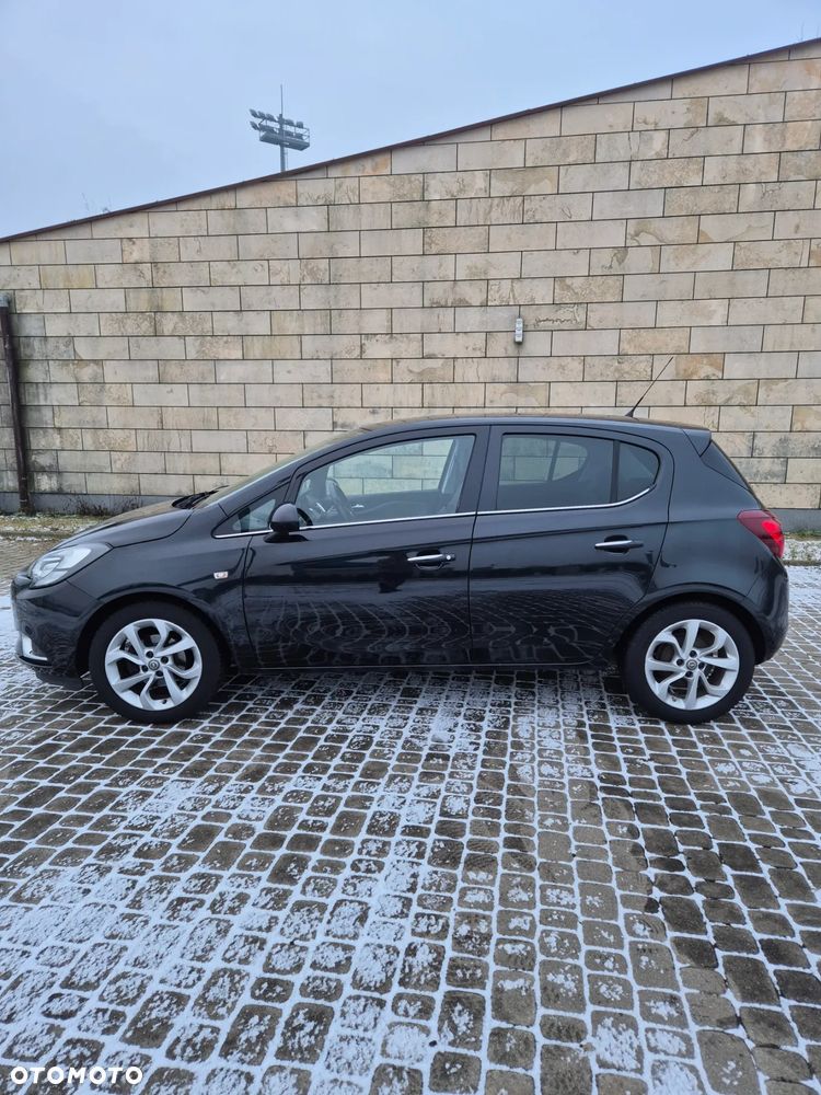 Opel Corsa 1.4 16V Cosmo - 2