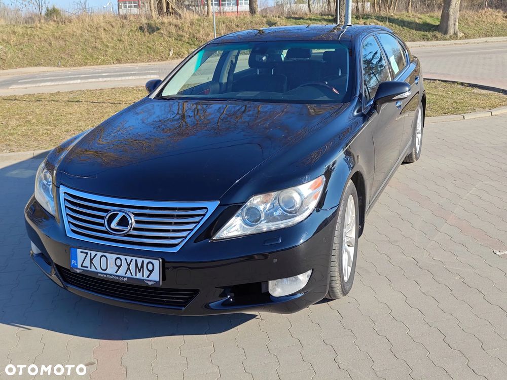 Lexus LS 460 AWD Impression Line - 16