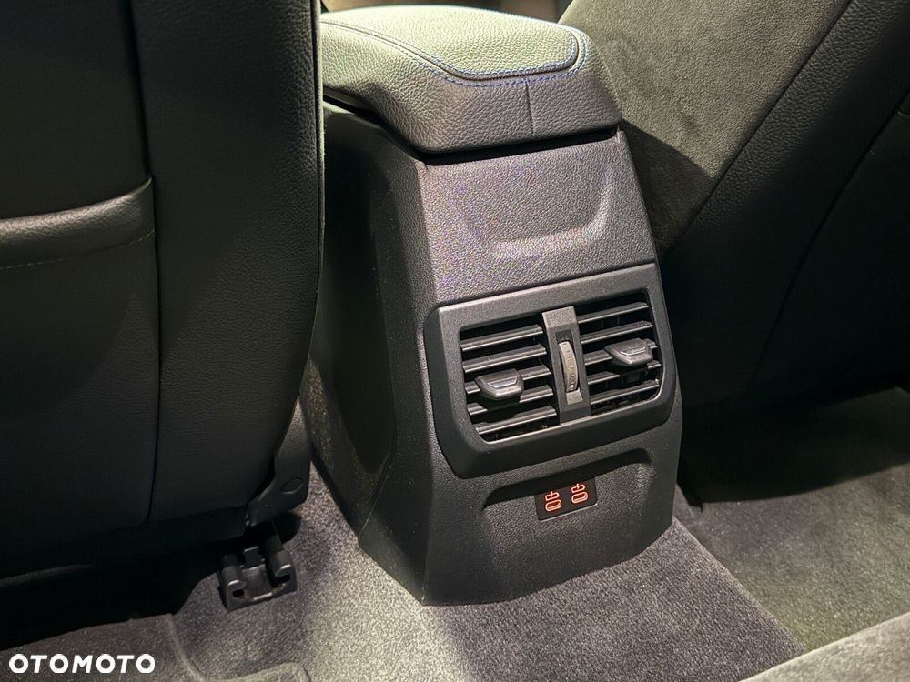 BMW Seria 1 M135i xDrive - 32