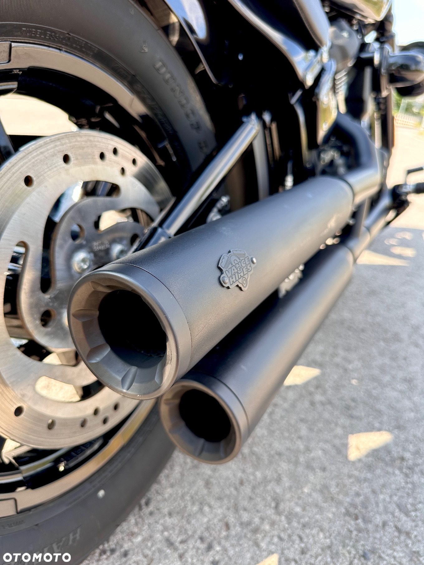 Harley-Davidson Softail Street Bob - 8
