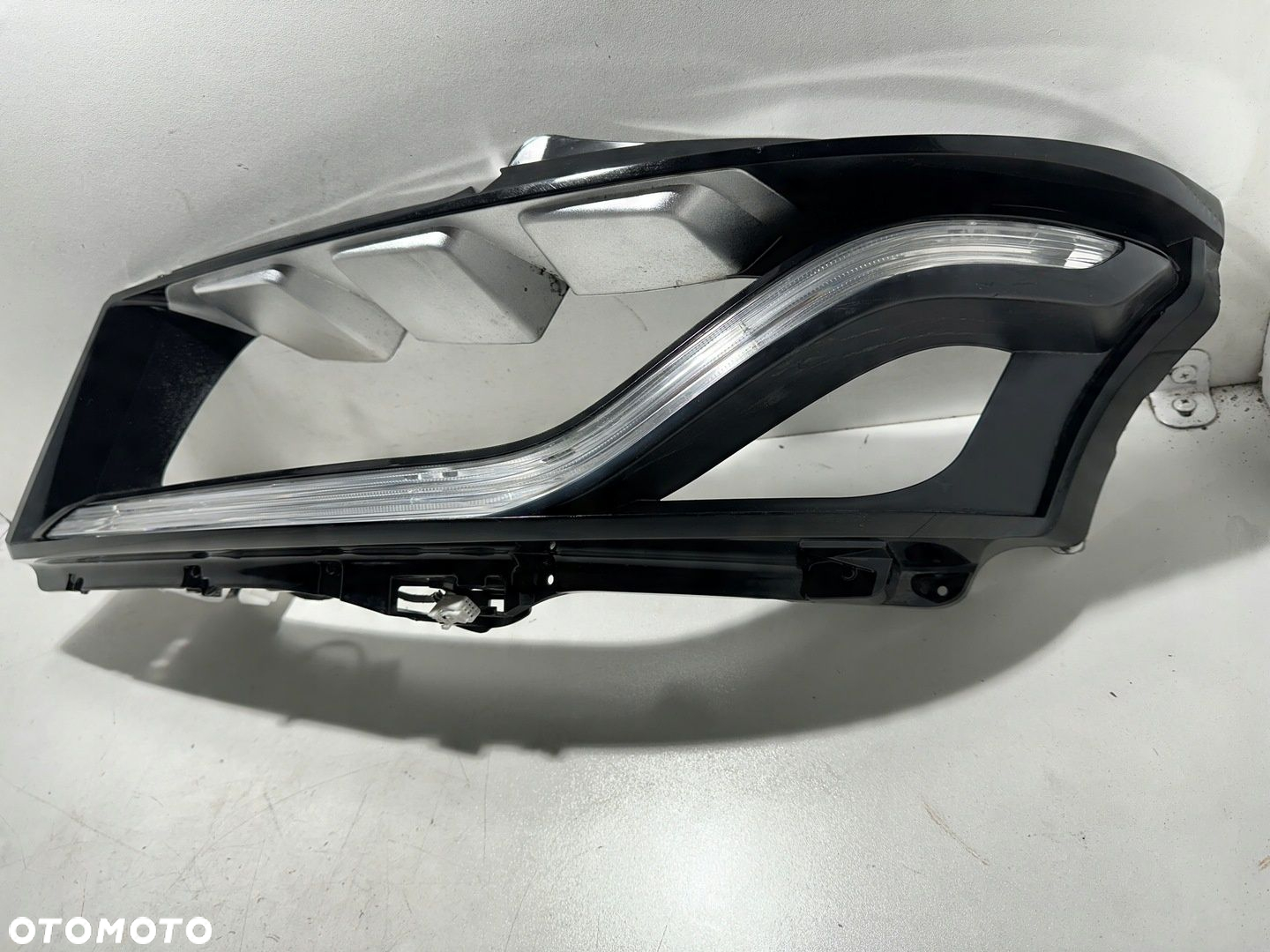Wkład Odbłyśnik Lampy Lewy Full LED Iveco S-Way 50350744 50270766 50271744 - 2