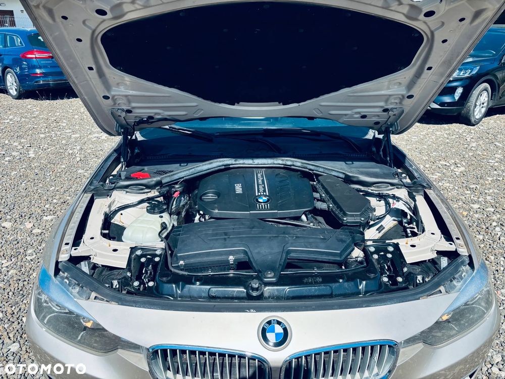 BMW Seria 3 320d - 28