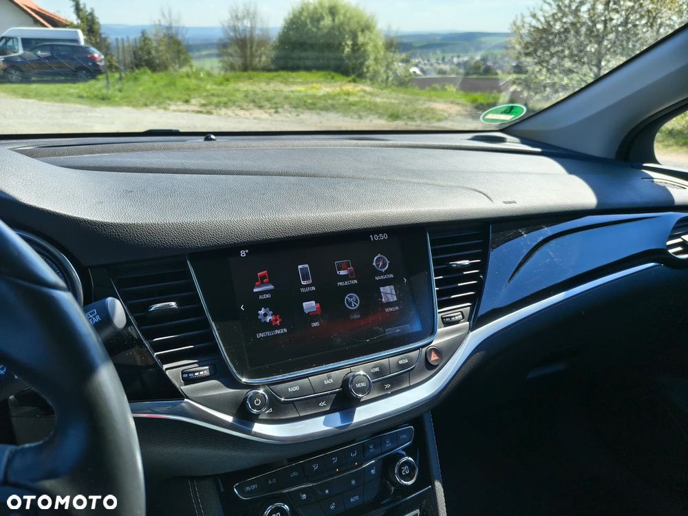 Opel Astra 1.4 Turbo - 11