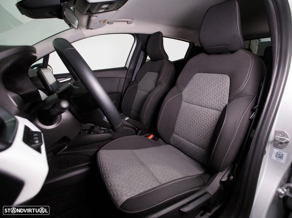 Renault Clio 1.0 TCe Evolution Bi-Fuel - 8