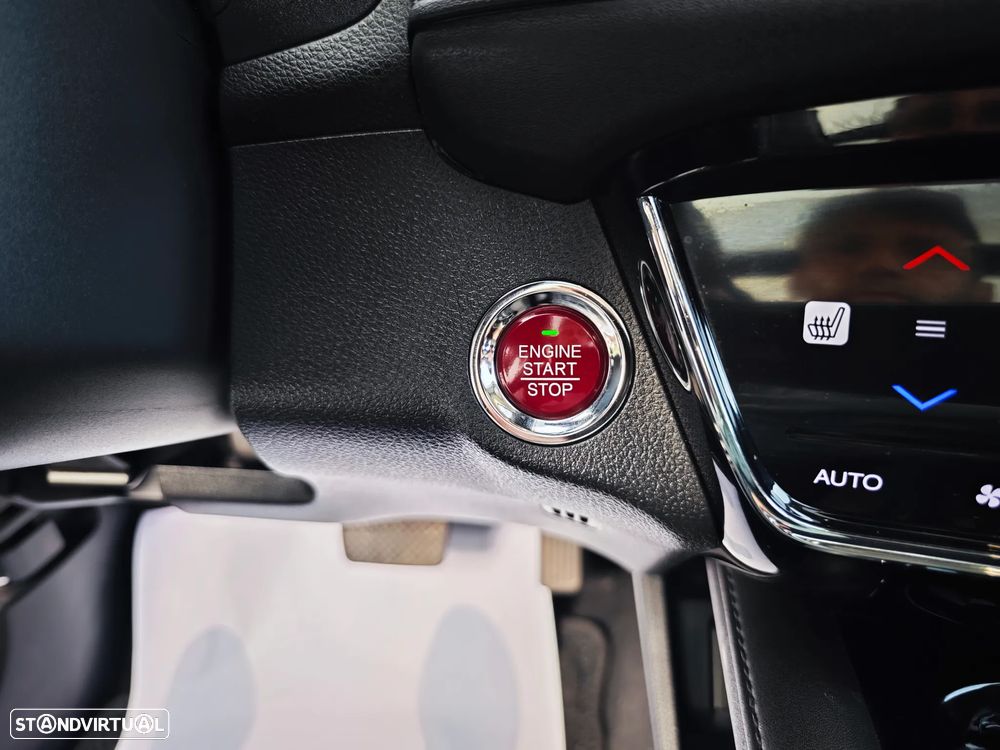 Honda HR-V 1.5 i-VTEC Executive CVT - 18