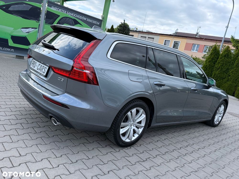 Volvo V60 D3 Geartronic Momentum Pro - 35