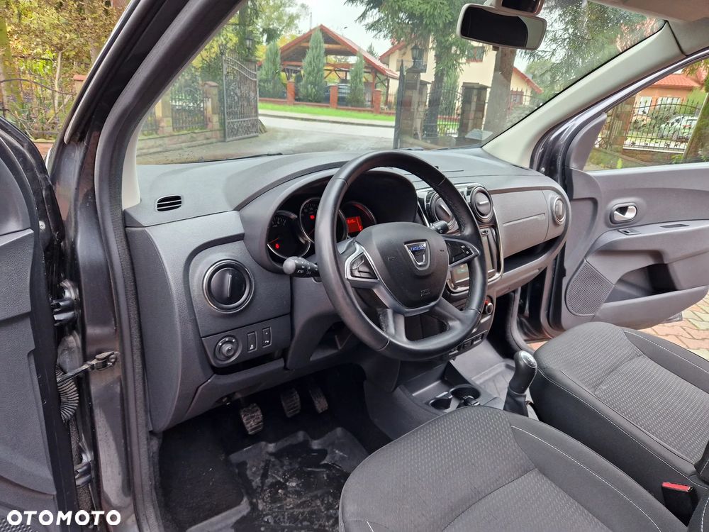 Dacia Lodgy 1.6 SCe Outdoor S&S - 21