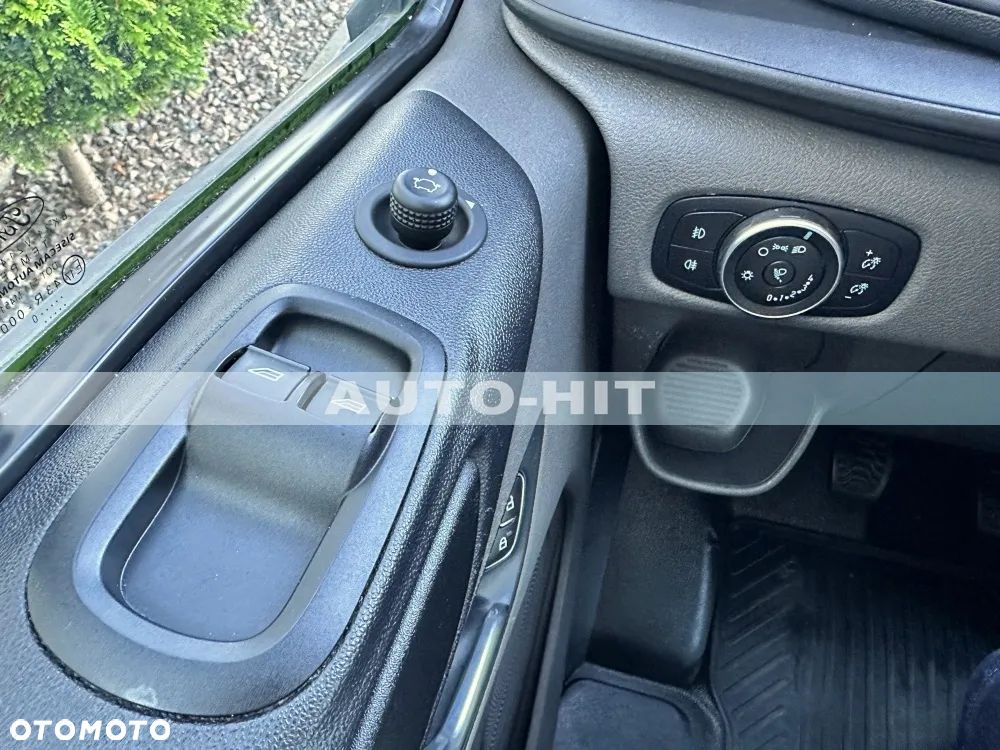 Ford Transit - 26