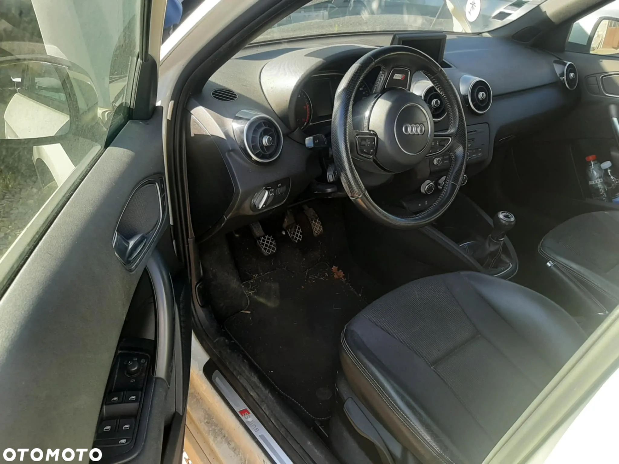 Audi A1 1.6 TDI Sportback S line Sportpaket - 14