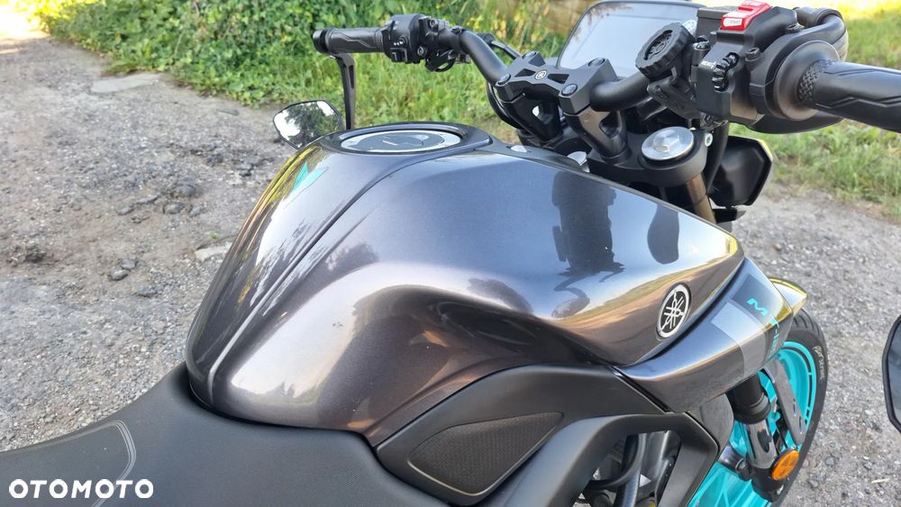 Yamaha MT - 9