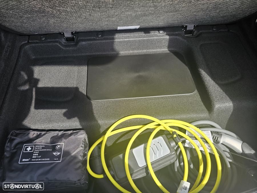 MINI Countryman Cooper SE All4 Aut. Essential - 24