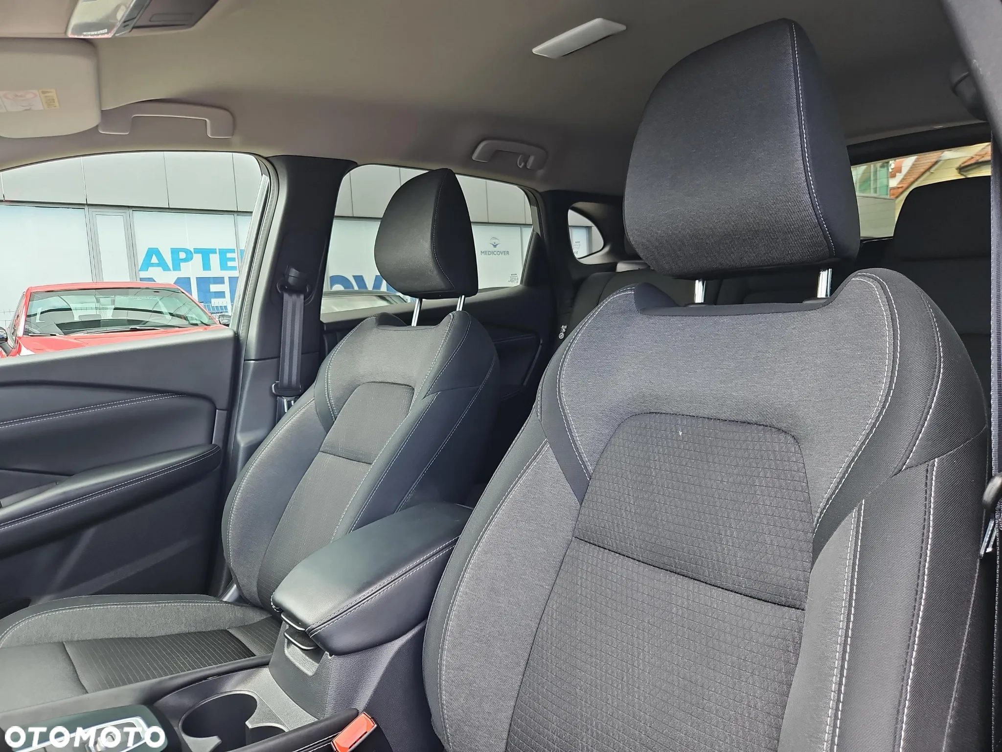 Nissan Qashqai 1.3 DIG-T mHEV N-Connecta Xtronic - 12