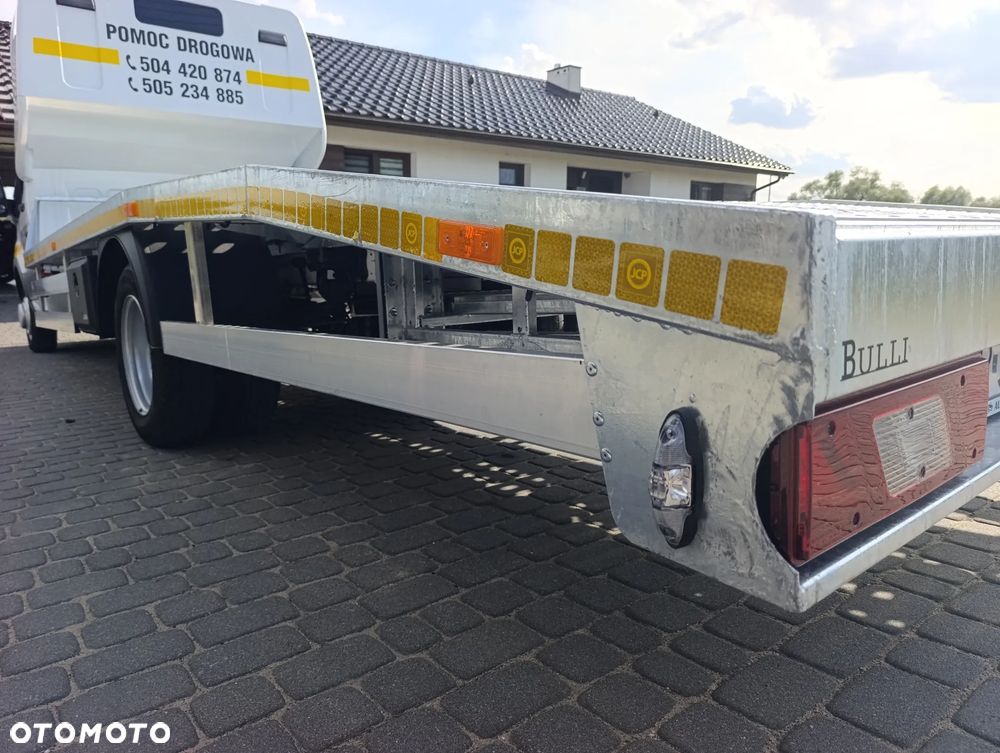 Ford Transit - 12
