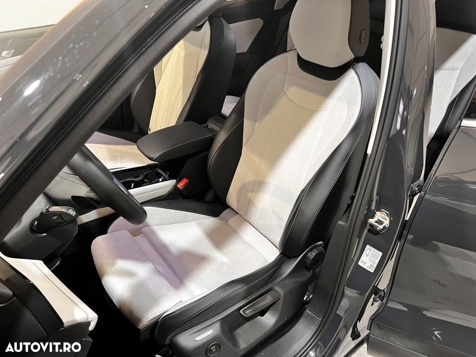 Volkswagen Tiguan - 13