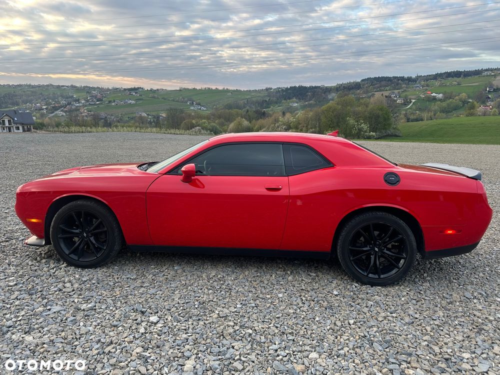 Dodge Challenger 3.6 SXT Plus - 3