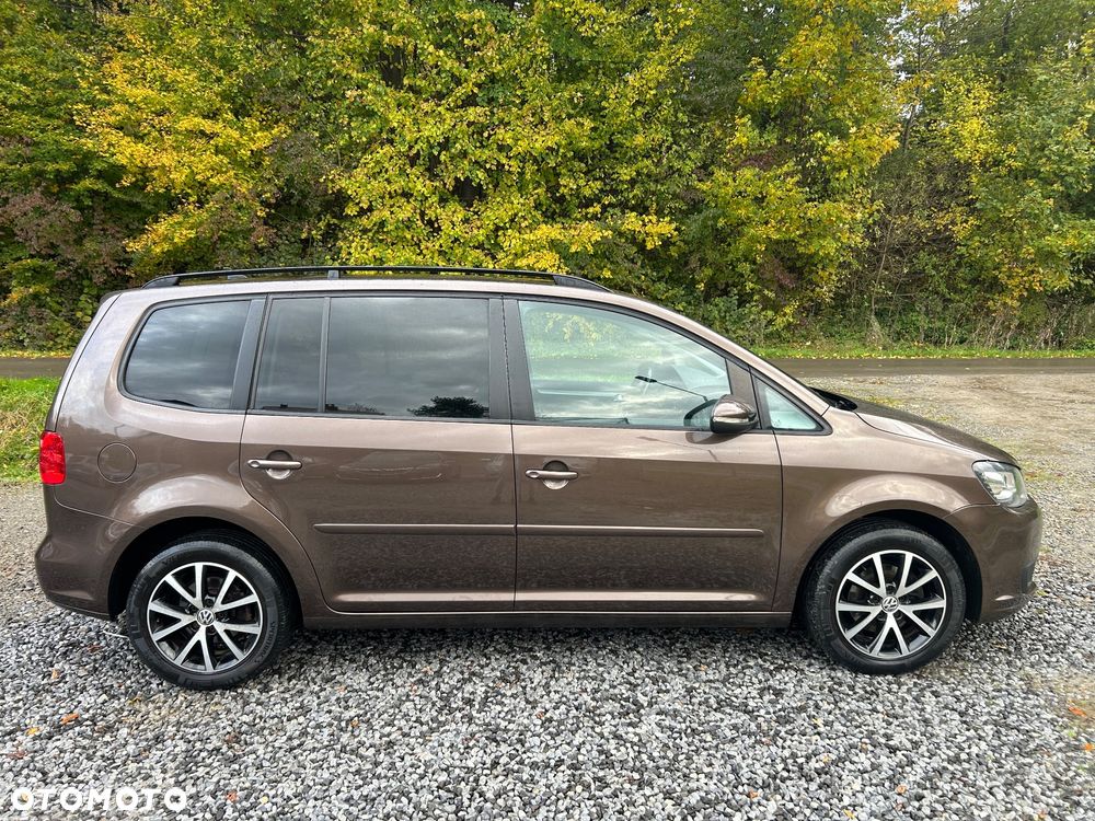 Volkswagen Touran 1.4 TSI Comfortline DSG - 4