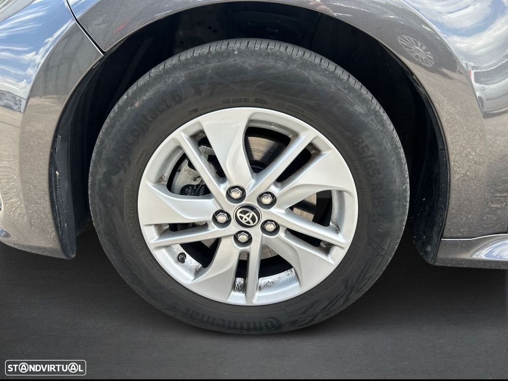 Toyota Yaris - 10