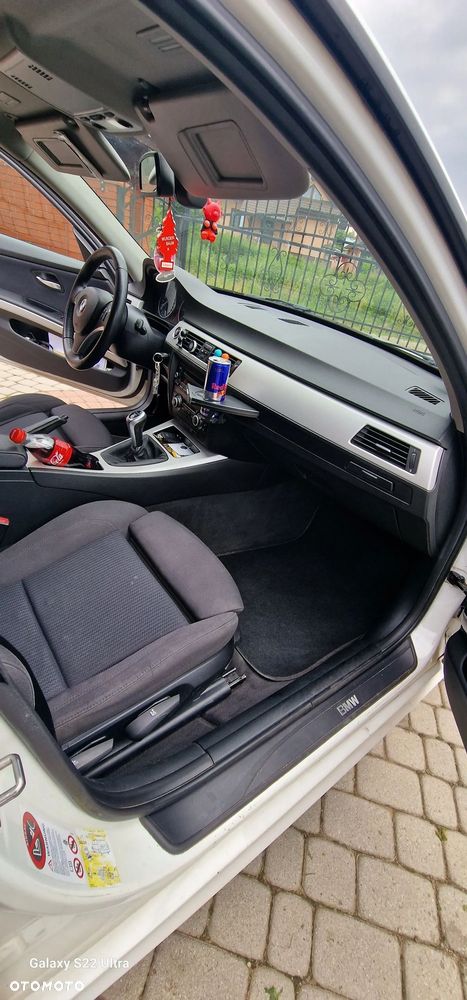 BMW Seria 3 320d - 9