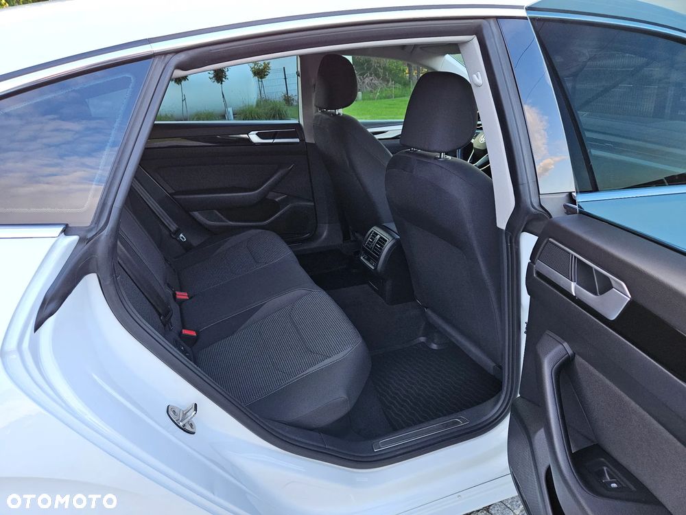 Volkswagen Arteon 2.0 TSI Essence DSG - 16