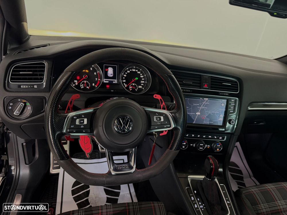 VW Golf 2.0 TSi GTi DSG - 8