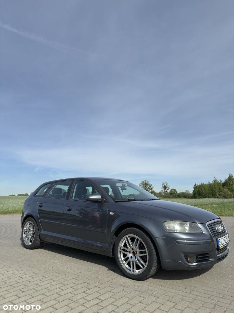 Audi A3 Sportback - 3