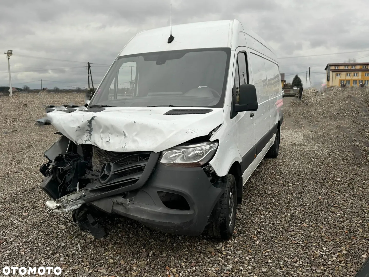 Mercedes-Benz Sprinter - 2