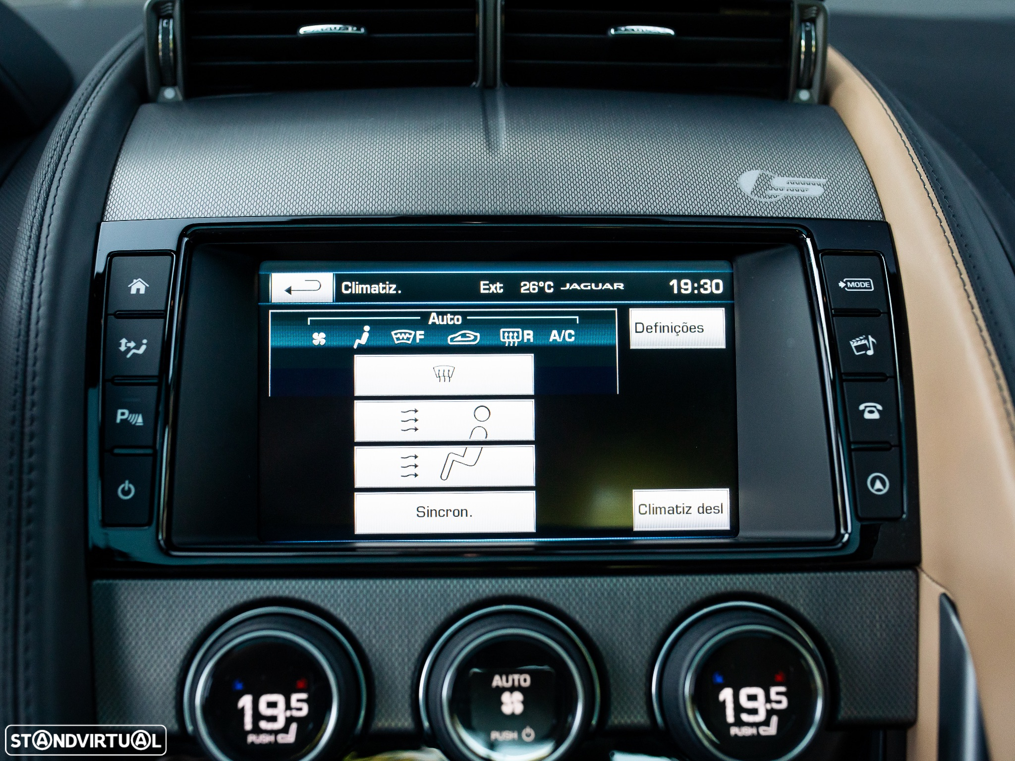 Jaguar F-Type 3.0 V6 S/C S Auto - 41