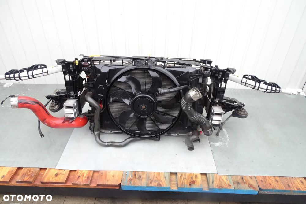 Mercedes CLA W117 W246 W176 Wzmocnienie czołowe Pas przedni Komplet - 7