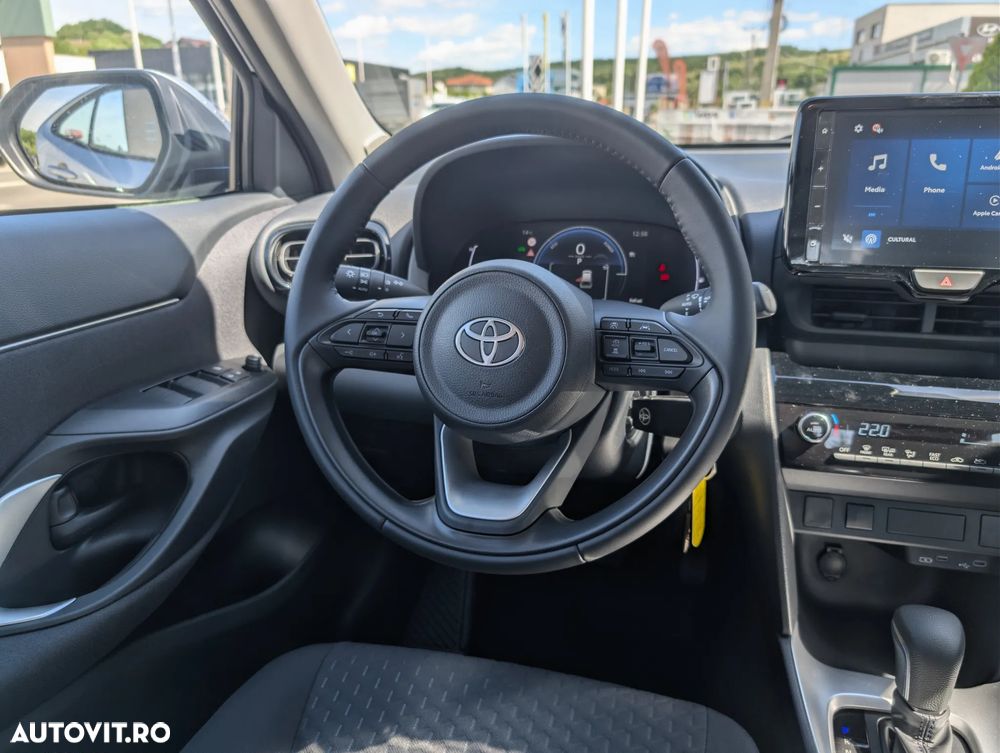 Toyota Yaris Cross 1.5 VVT-i HSD 4x2 Active - 13