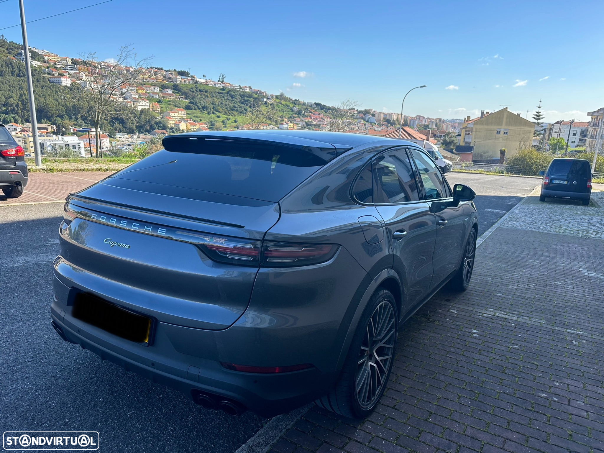 Porsche Cayenne Coupé E-Hybrid - 10
