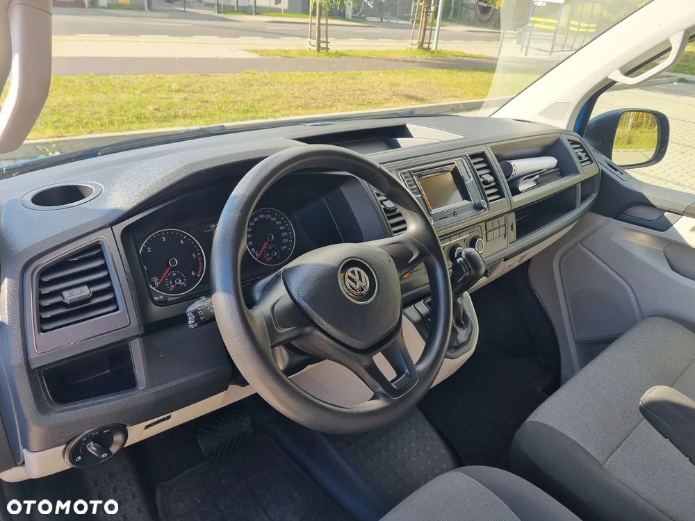 Volkswagen Transporter - 26