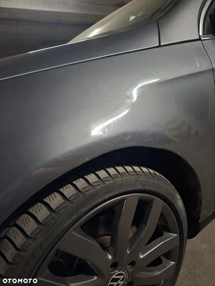 Volkswagen Passat - 13