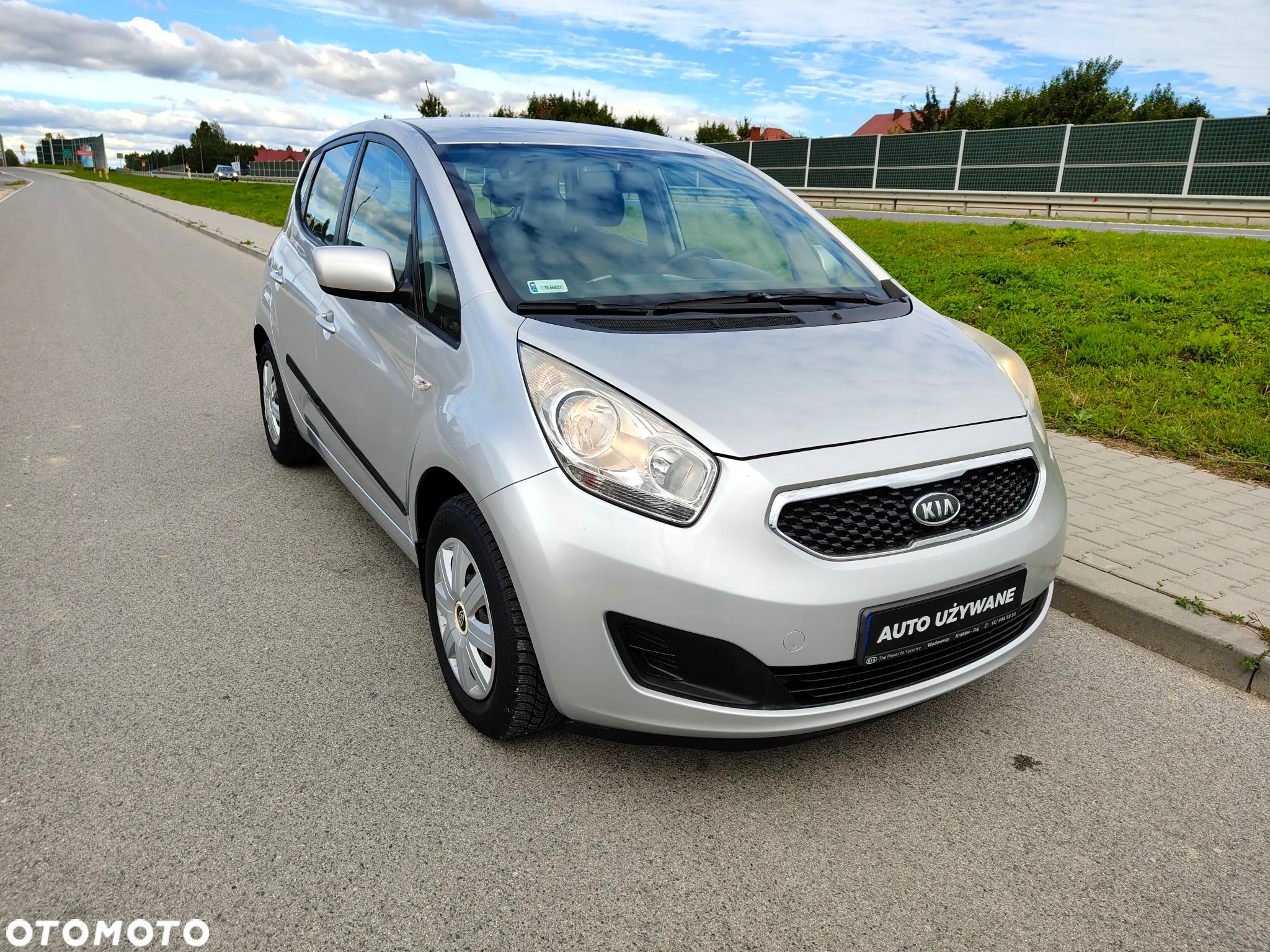 Kia Venga 1.4 L - 24