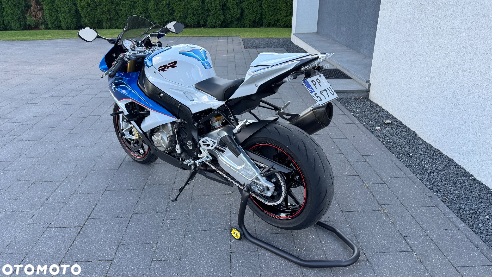 BMW S - 4