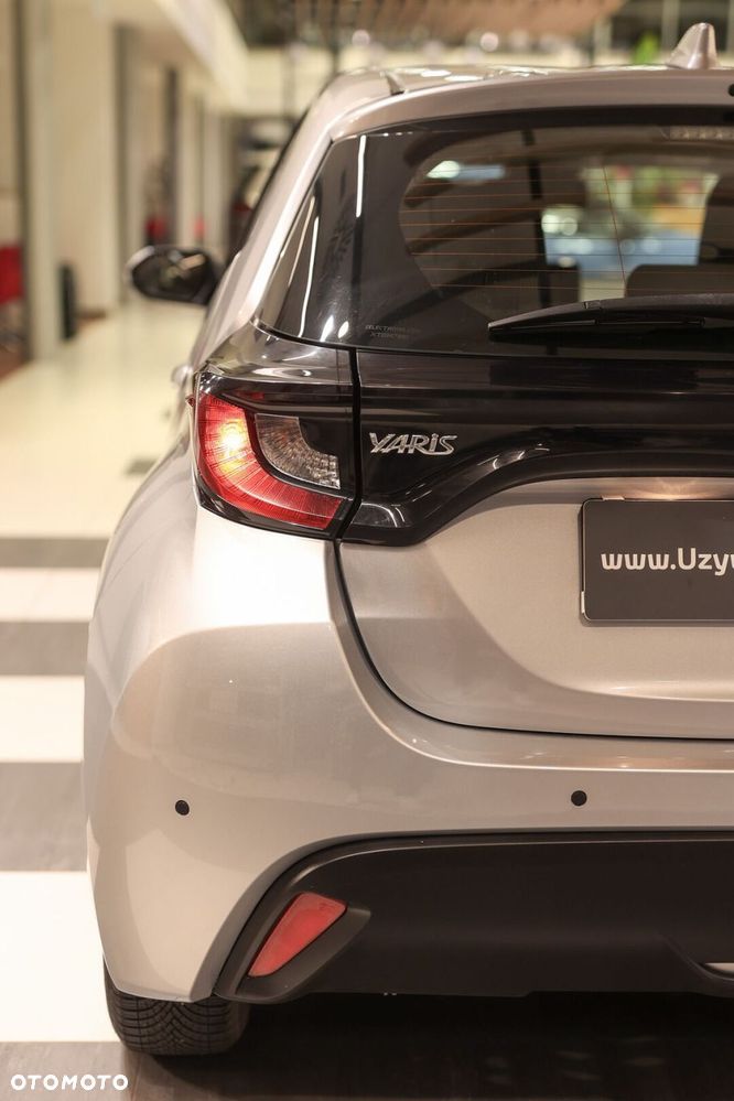 Toyota Yaris 1.5 Comfort - 10