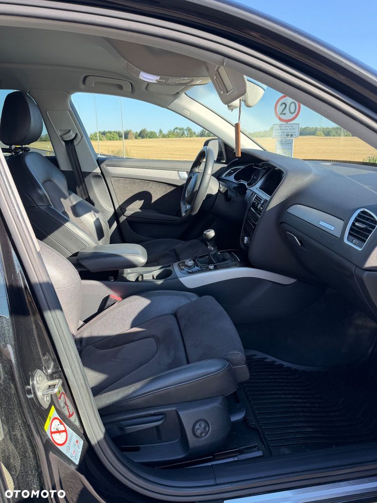 Audi A4 Avant 2.0 TDI Quattro Line - 13