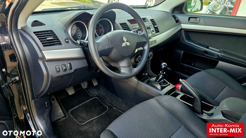 Mitsubishi Lancer - 25