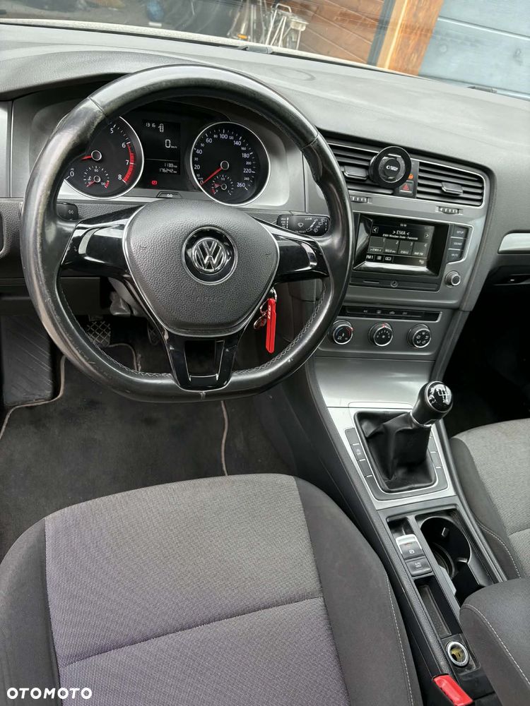 Volkswagen Golf 1.2 TSI BMT Trendline - 12