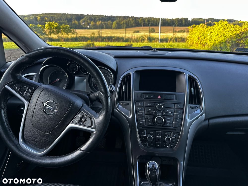 Opel Astra 1.7 CDTI Cosmo - 14