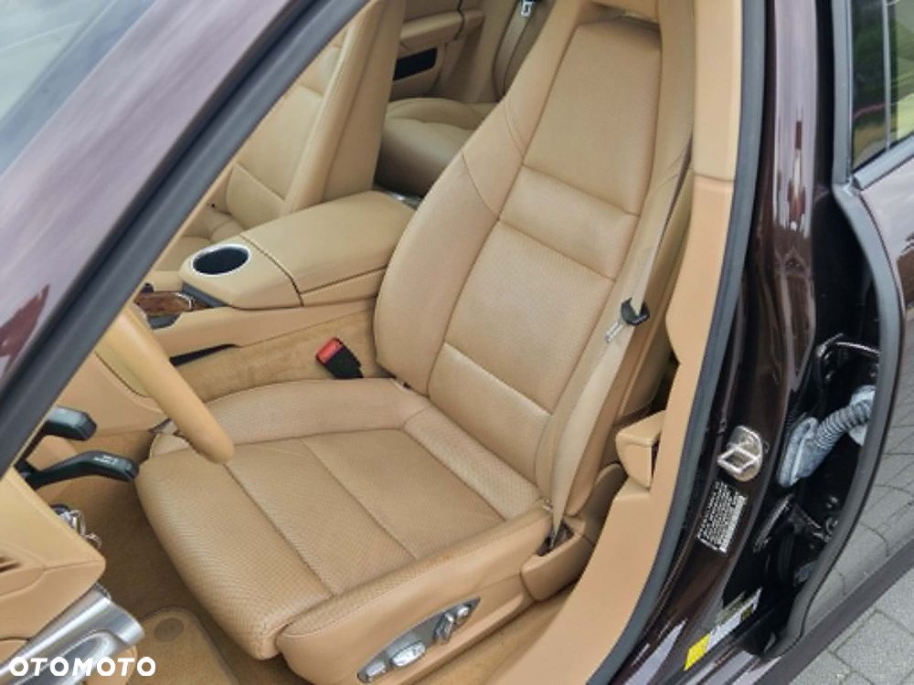 Porsche Panamera 4 PDK Edition - 7