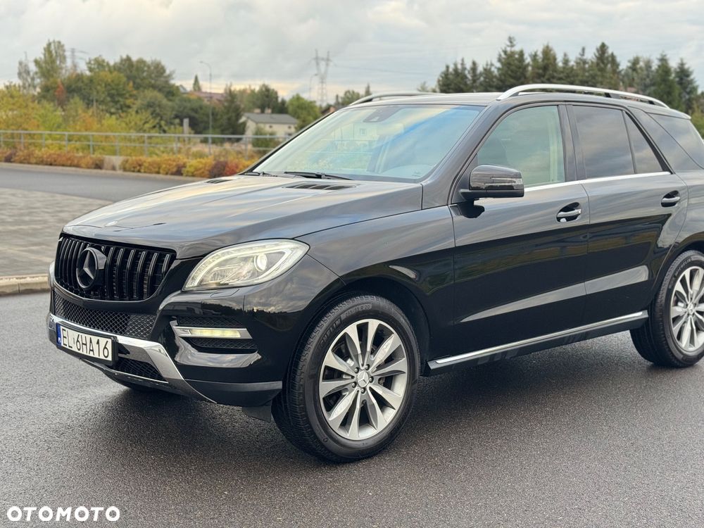 Mercedes-Benz ML 350 BlueTec 4-Matic - 4