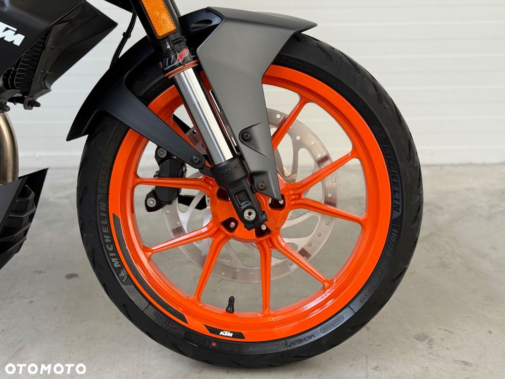 KTM Duke - 10