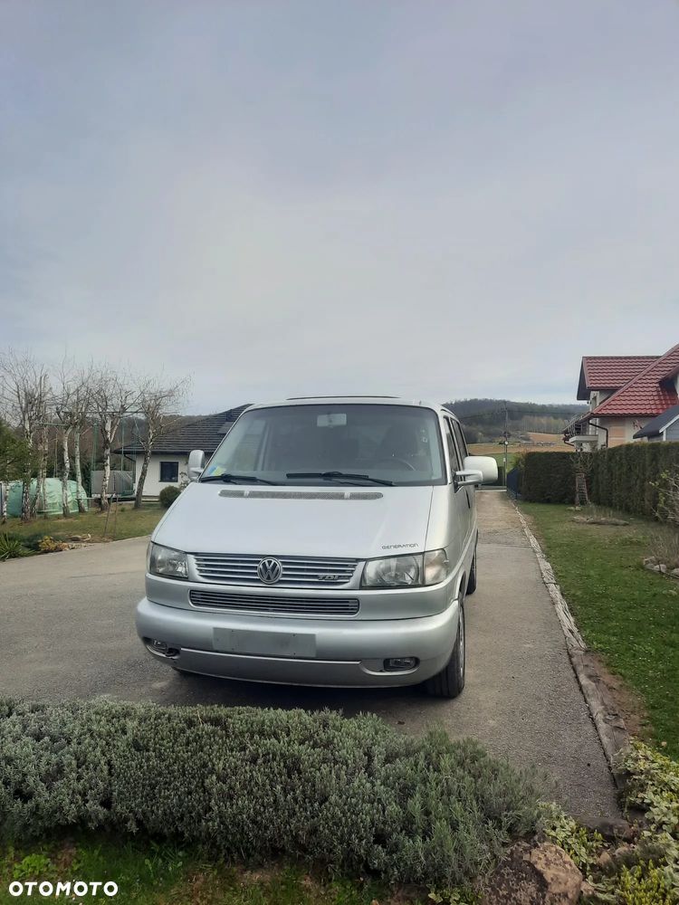 Volkswagen Multivan Standard - 14